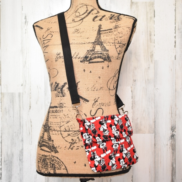 Mickey Mouse Convertible shoulder crossbody bag - Picture 4 of 8